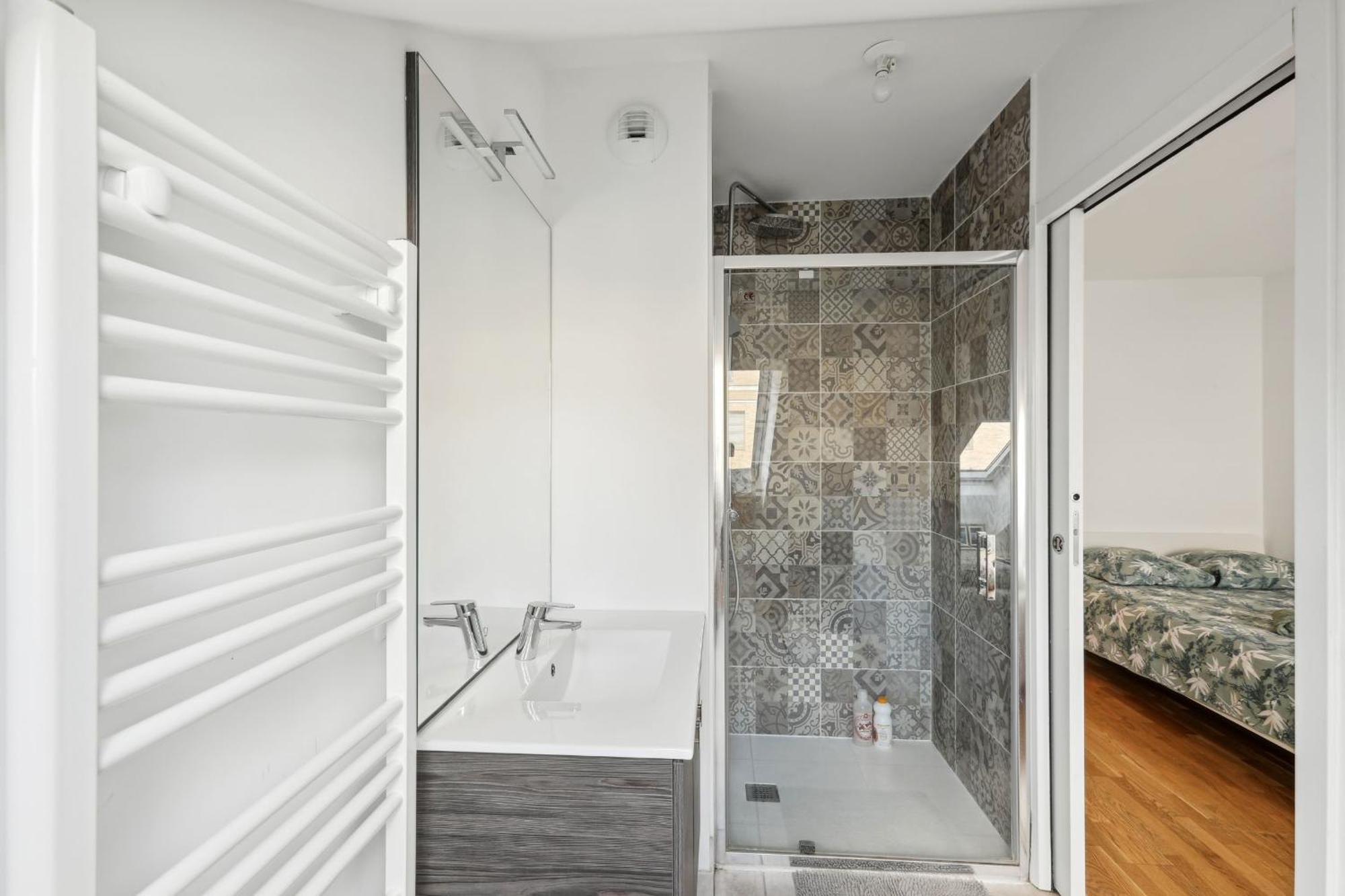 Spacious And Bright Apartment Bordeaux Bagian luar foto